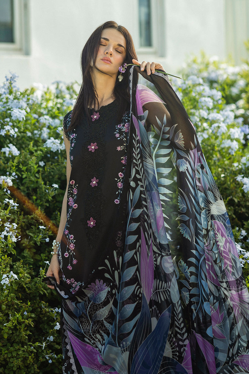 Mushq | Secret Garden Hemline 25 | Thorned Grace