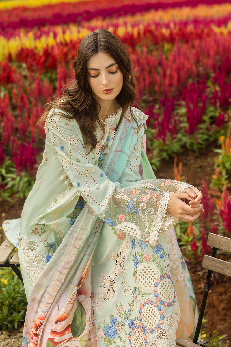 Mushq | Secret Garden Hemline 25 | Starlit Lilies