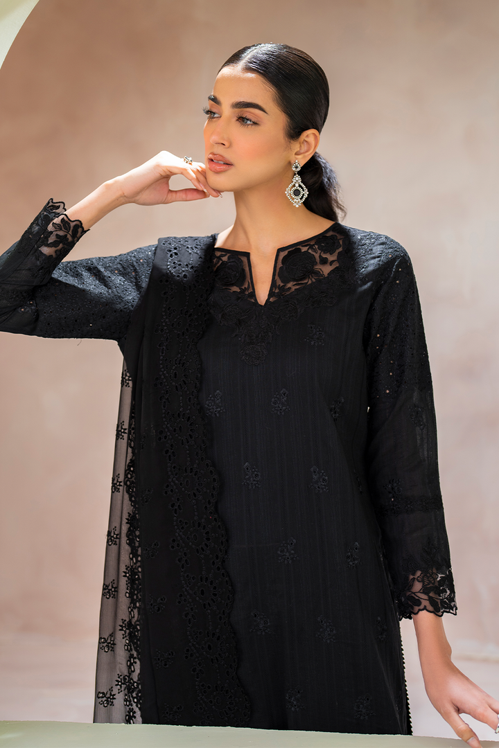 Iznik | Ready to Wear | IP-223 EMBROIDERED LAWN