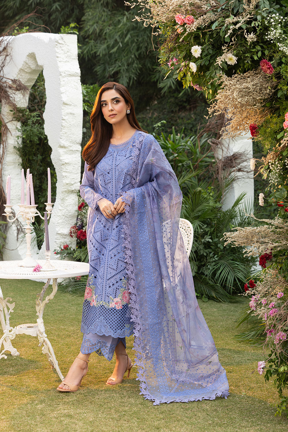 Sobia Nazir | Luxury Lawn 25 | 10B
