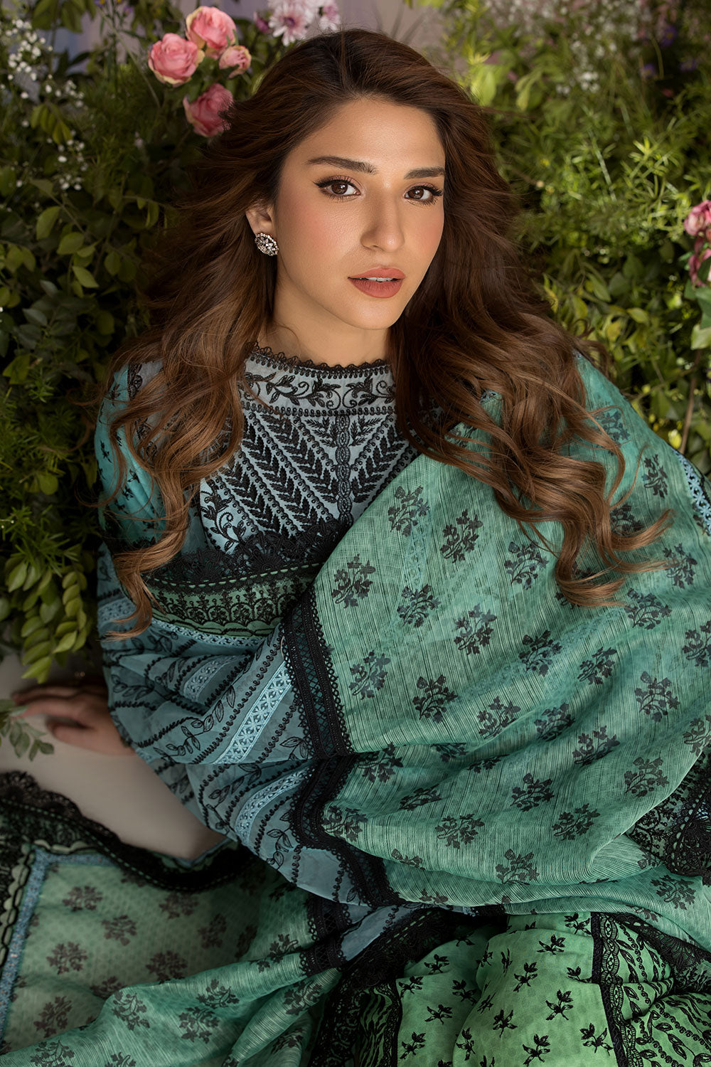 Sobia Nazir | Luxury Lawn 25 | 12A