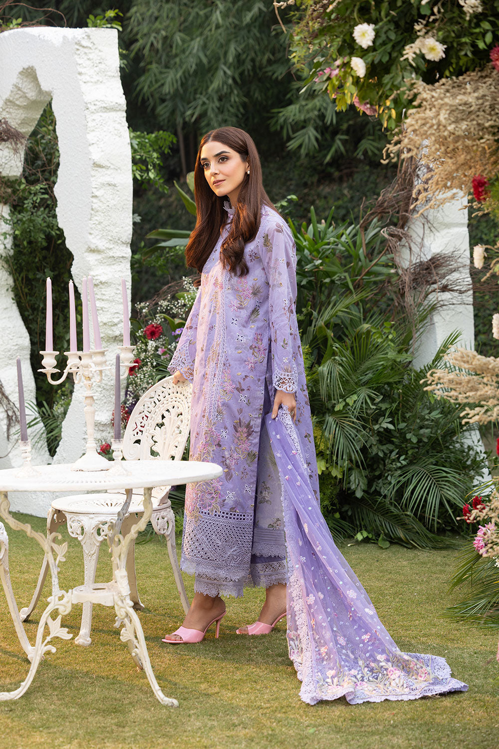 Sobia Nazir | Luxury Lawn 25 | 15A