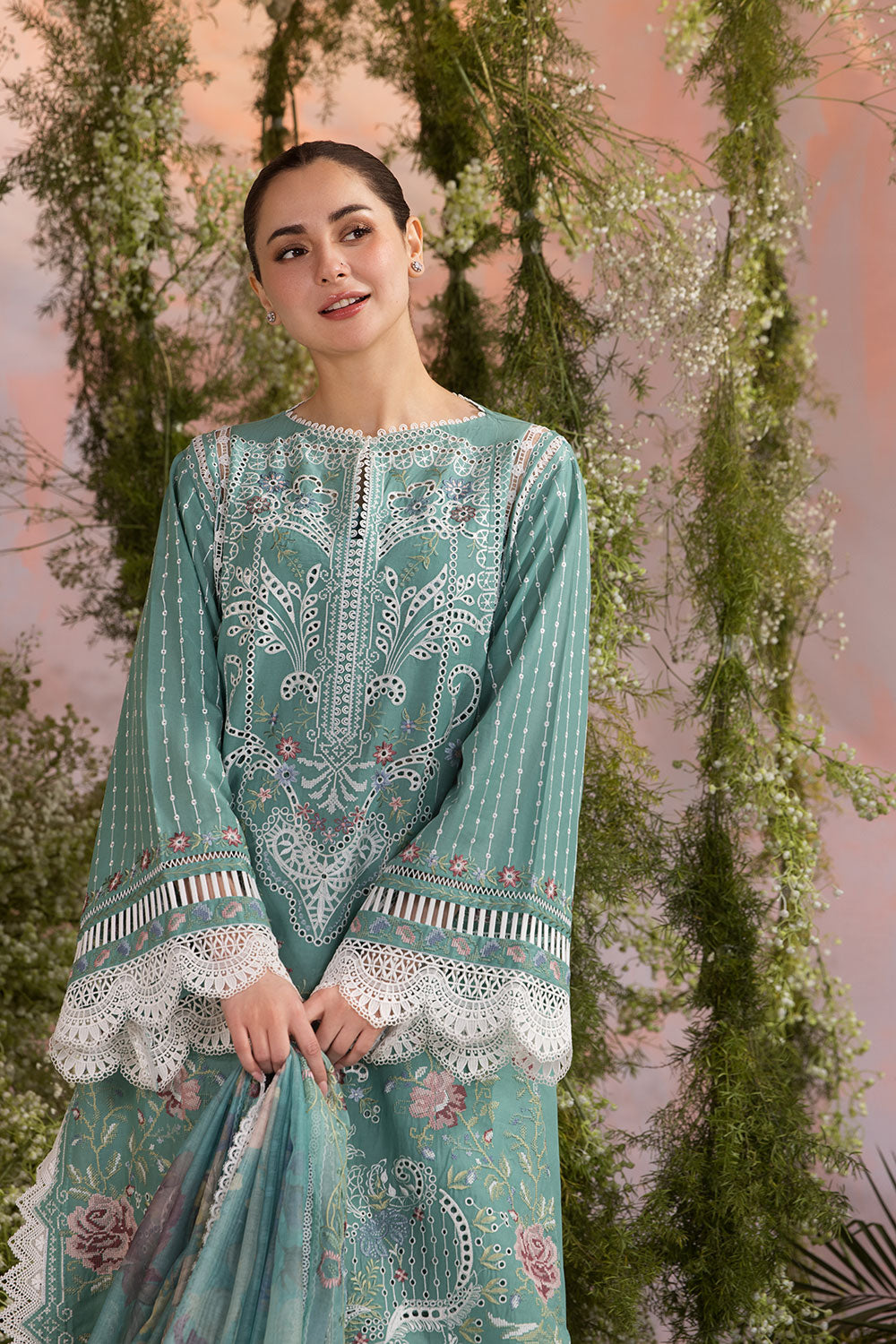 Sobia Nazir | Luxury Lawn 25 | 5B