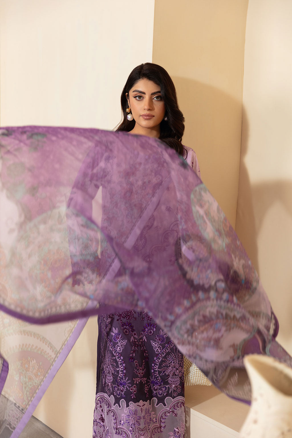 Ramsha | Mashaal Luxury Lawn | L-1304