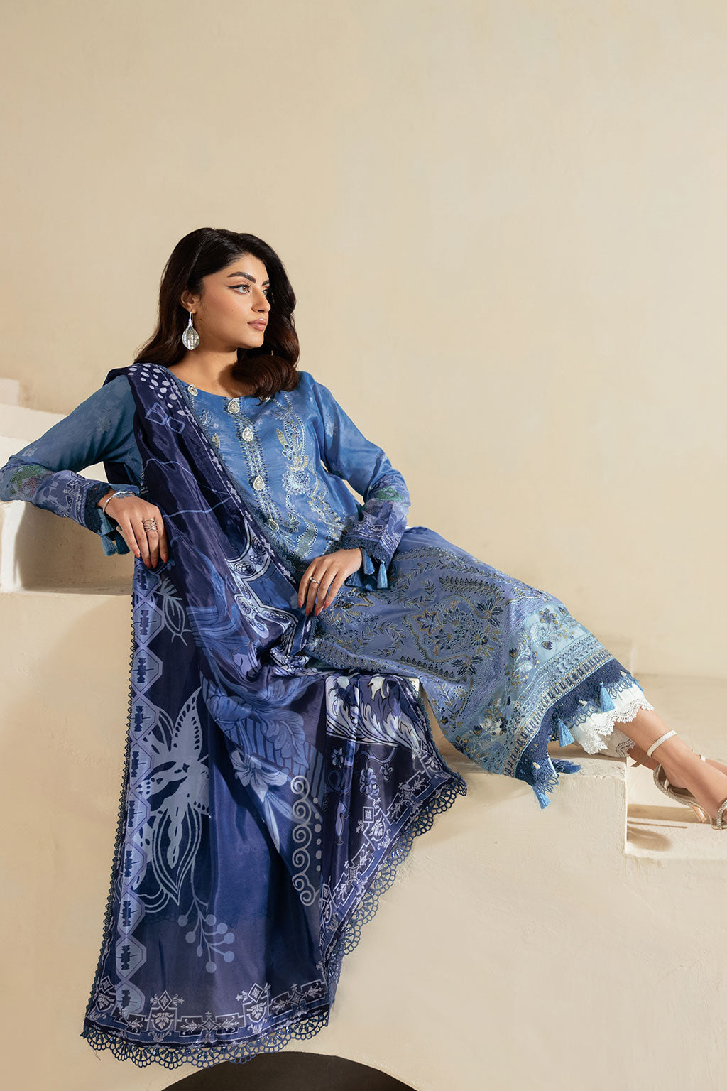 Ramsha | Mashaal Luxury Lawn | L-1302