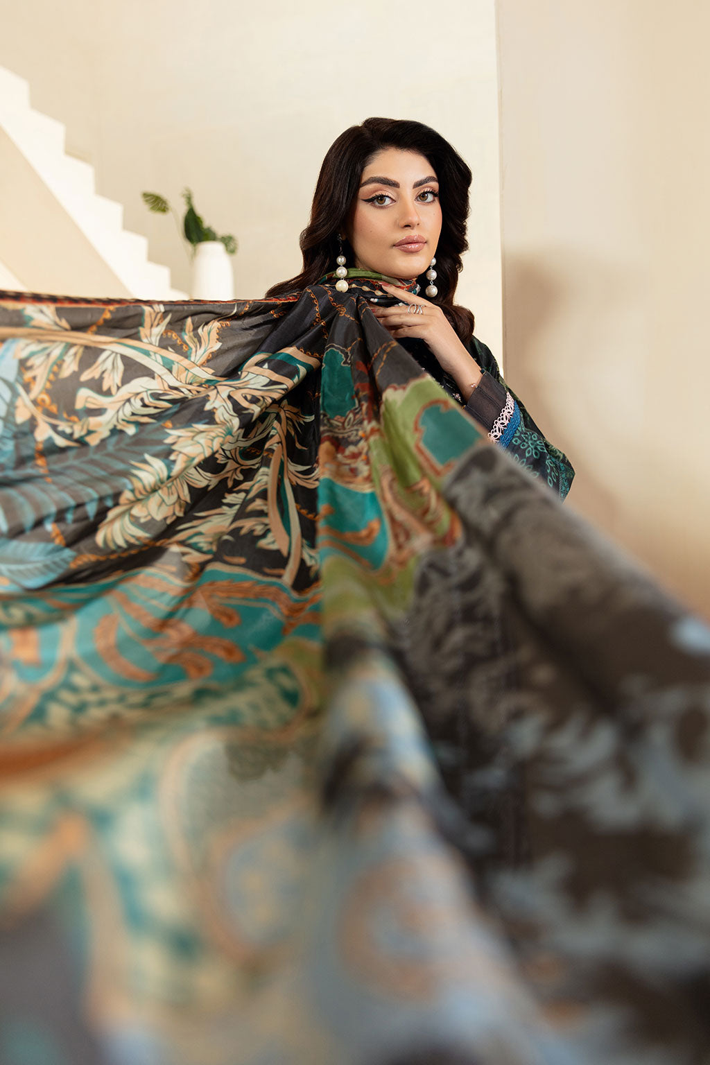 Ramsha | Mashaal Luxury Lawn | L-1301