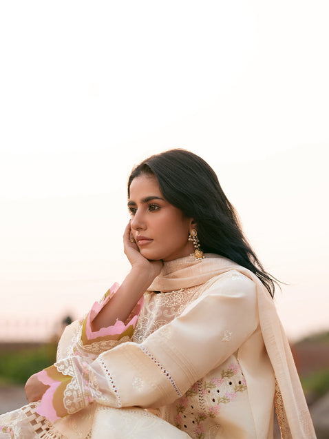 Parishay | Matsani Luxury Lawn 25 | MI - 06