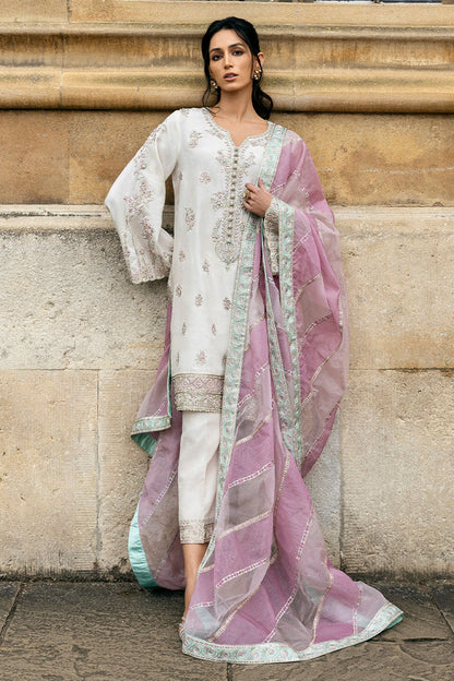 Mushq | Celestine The Oxford Edit 24 | LUMINOUS LACE