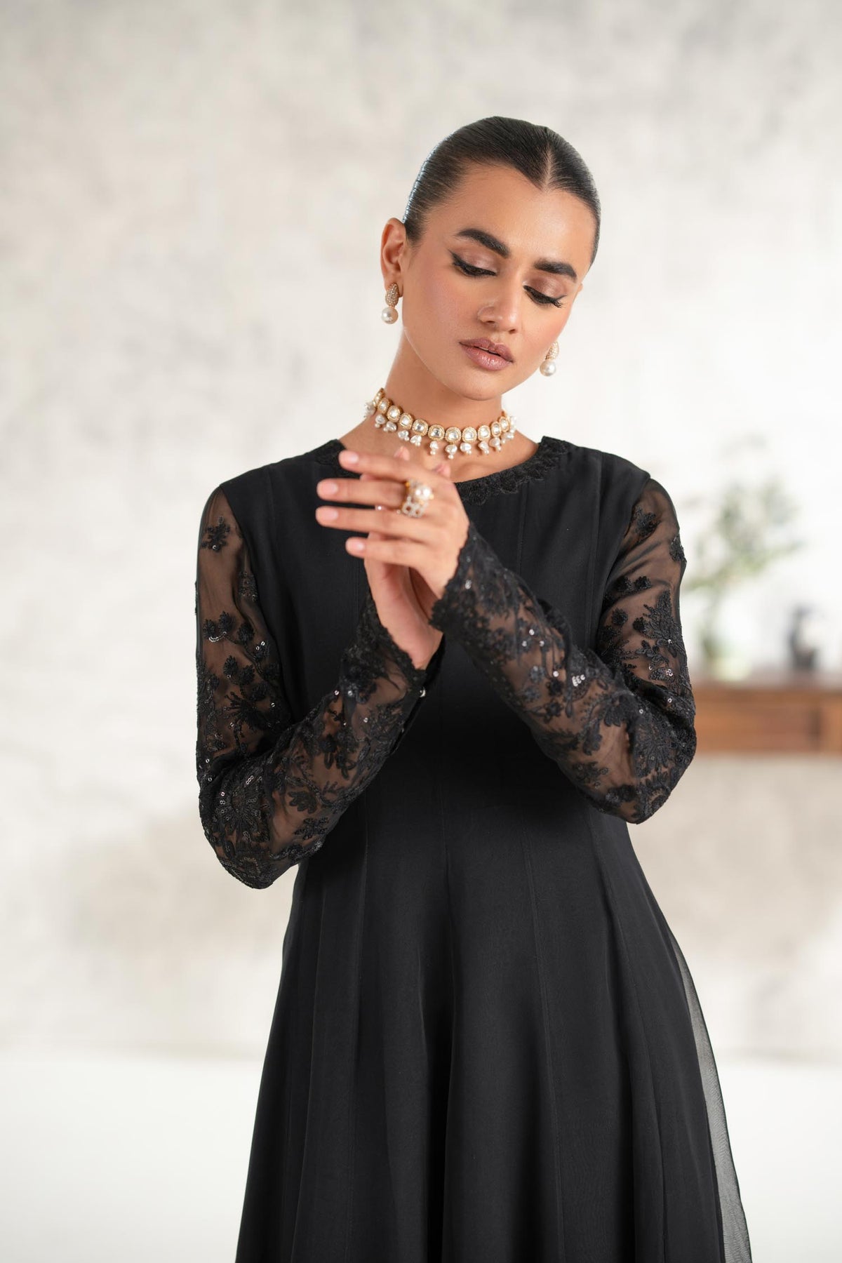 Akbar Aslam | Formal Pret | Islet