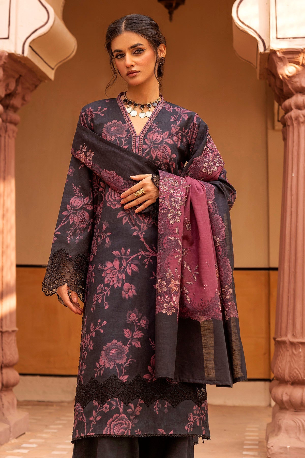 Motifz | Premium Khaddar | 5207-NURA