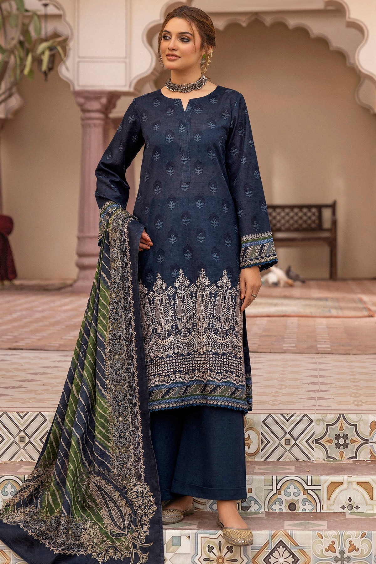 Motifz | Premium Khaddar | 5210-ISBAH