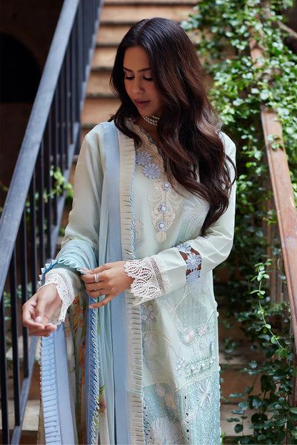 Mushq | Te Amo Luxury Lawn 24 | CAPRI CHARM