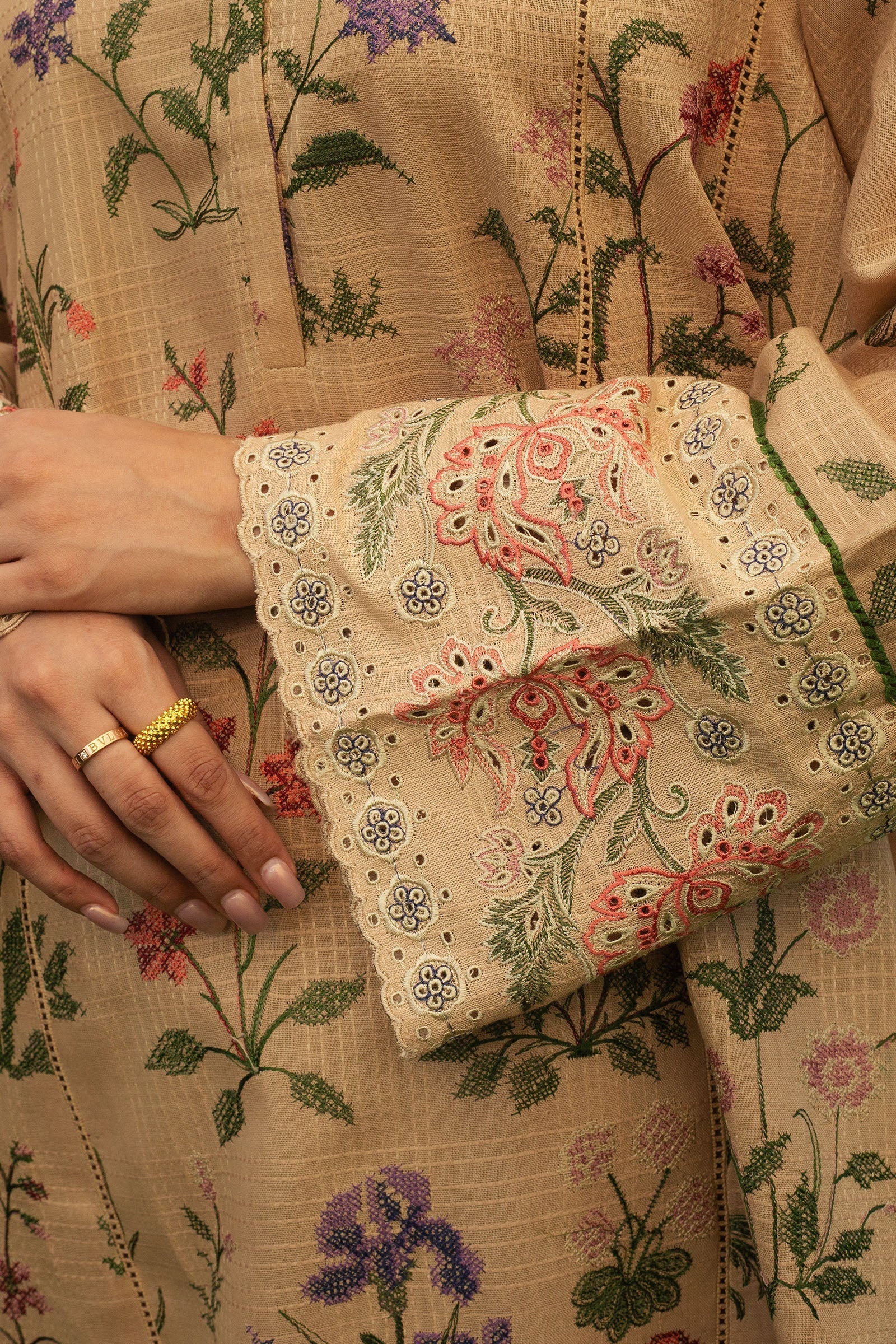 Zara Shahjahan | Winter 24 |  NEGAH-D3