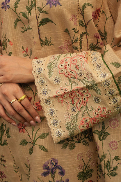 Zara Shahjahan | Winter 24 |  NEGAH-D3