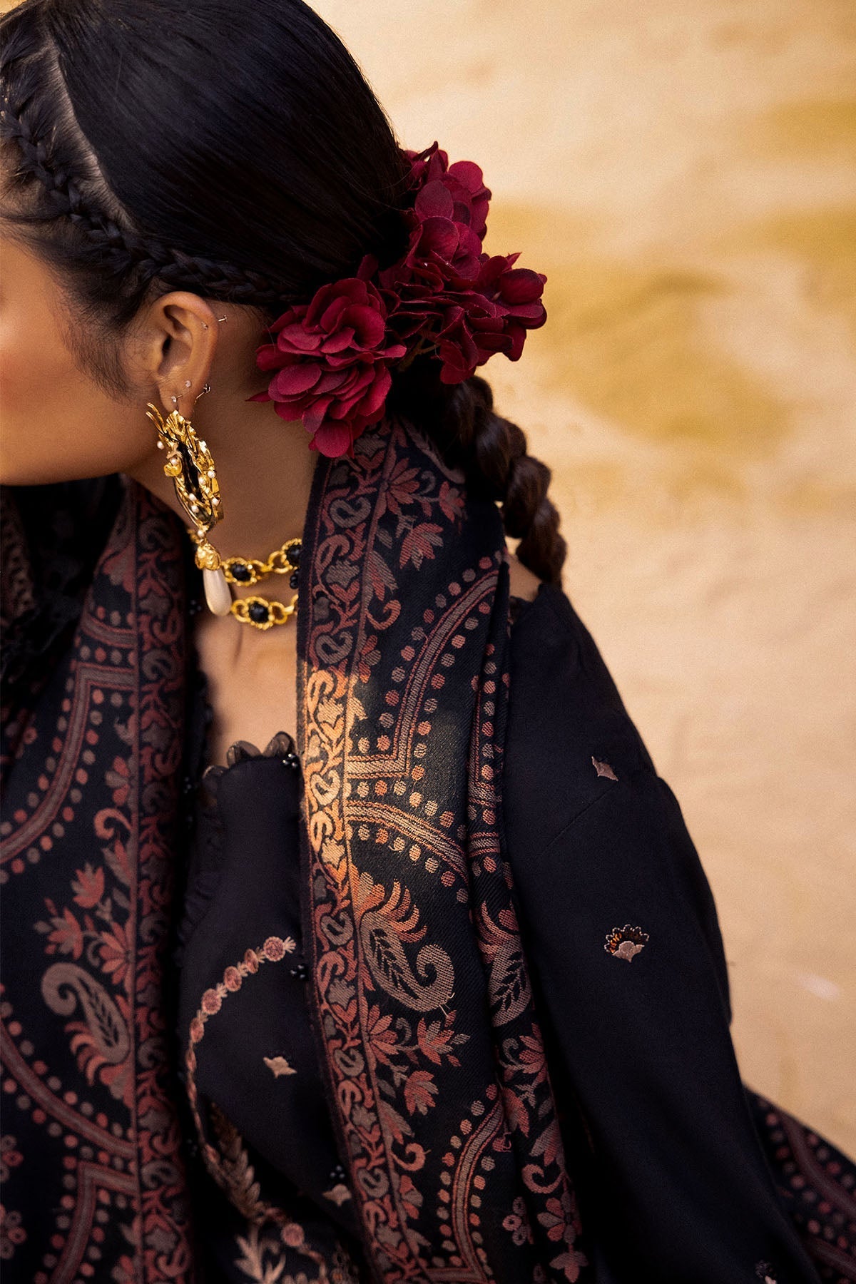 Nureh | Exclusive Shawls | NE-61 E