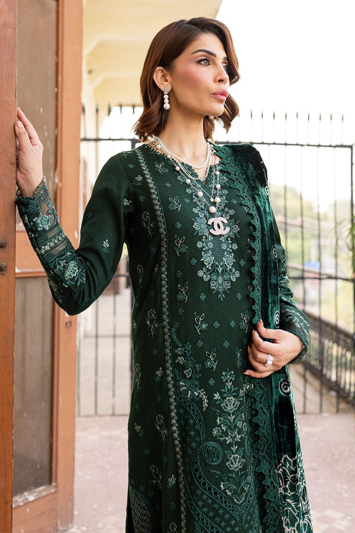 Nureh | Exclusive Shawls |  NE-122