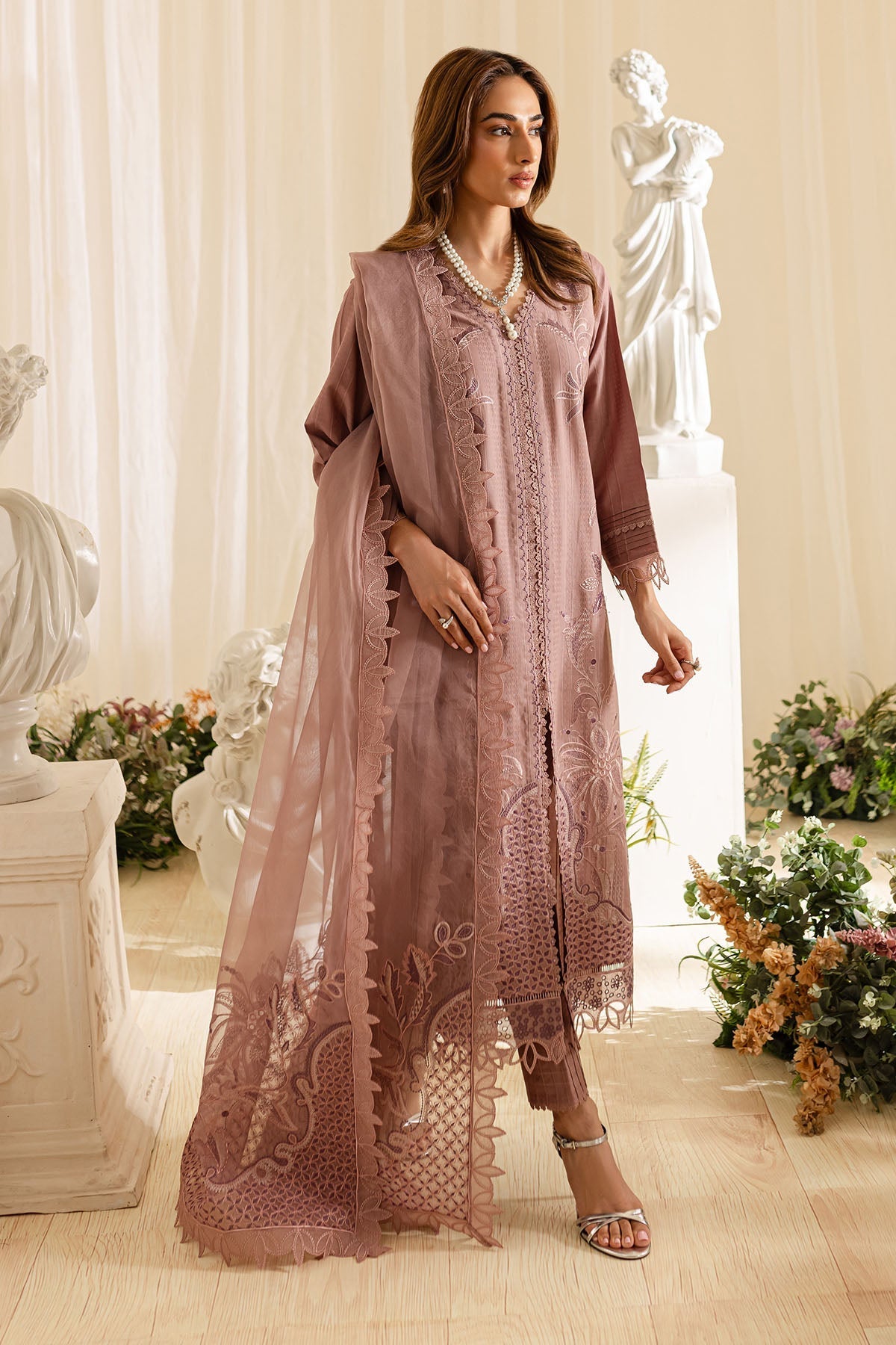 Nureh | Shades of Winter | NP-561