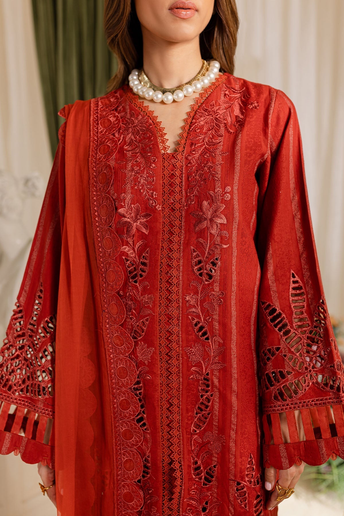 Nureh | Shades of Winter | NP-559