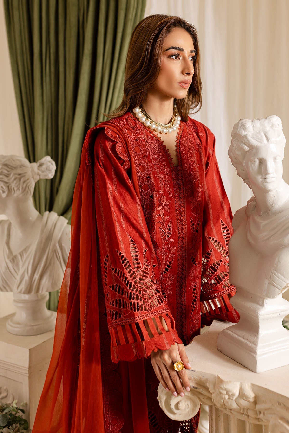 Nureh | Shades of Winter | NP-559