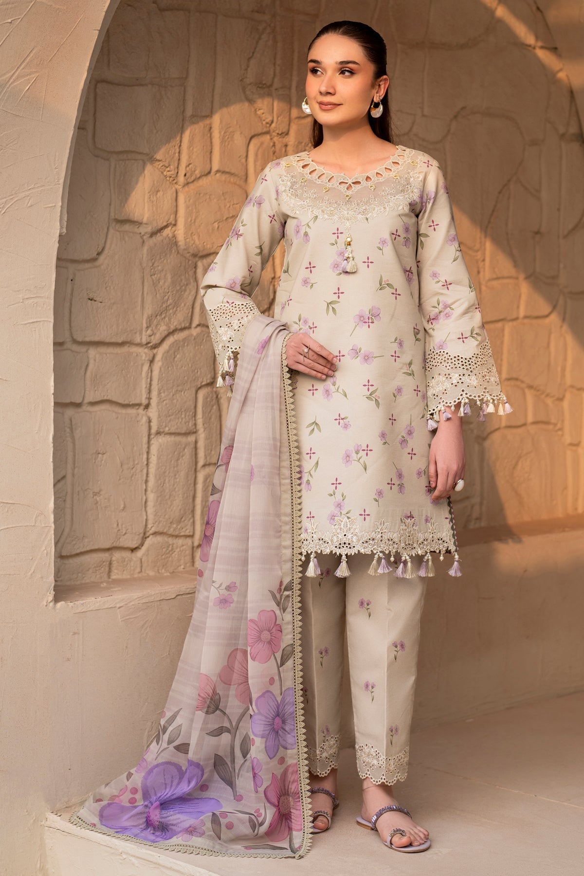 Alizeh | Levana Lawn | Pesto