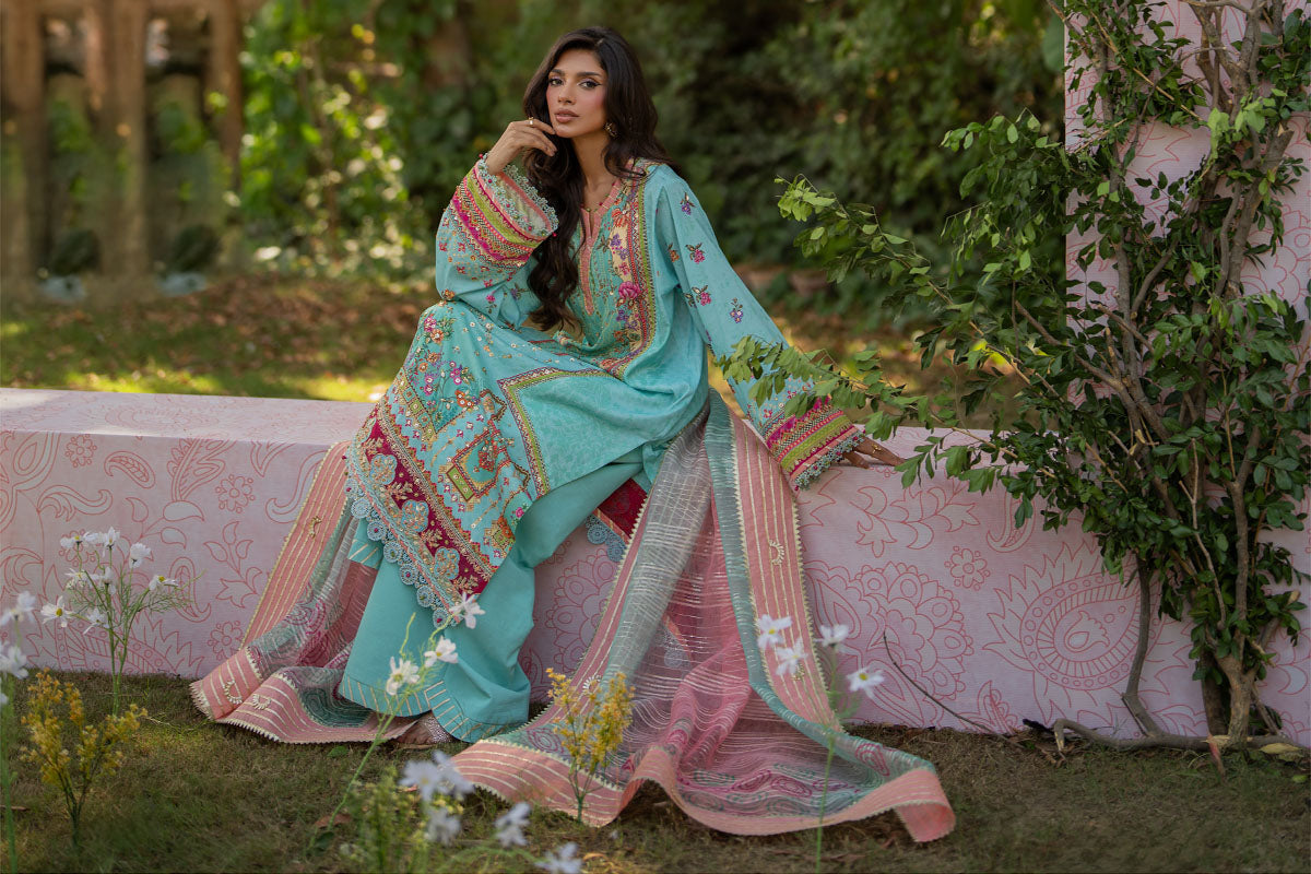 Qalamkar | Luxe Silk |   UA-06 SARA