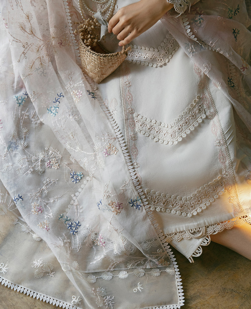 Republic Womenswear | Embroidered Pret 24 | Leuer