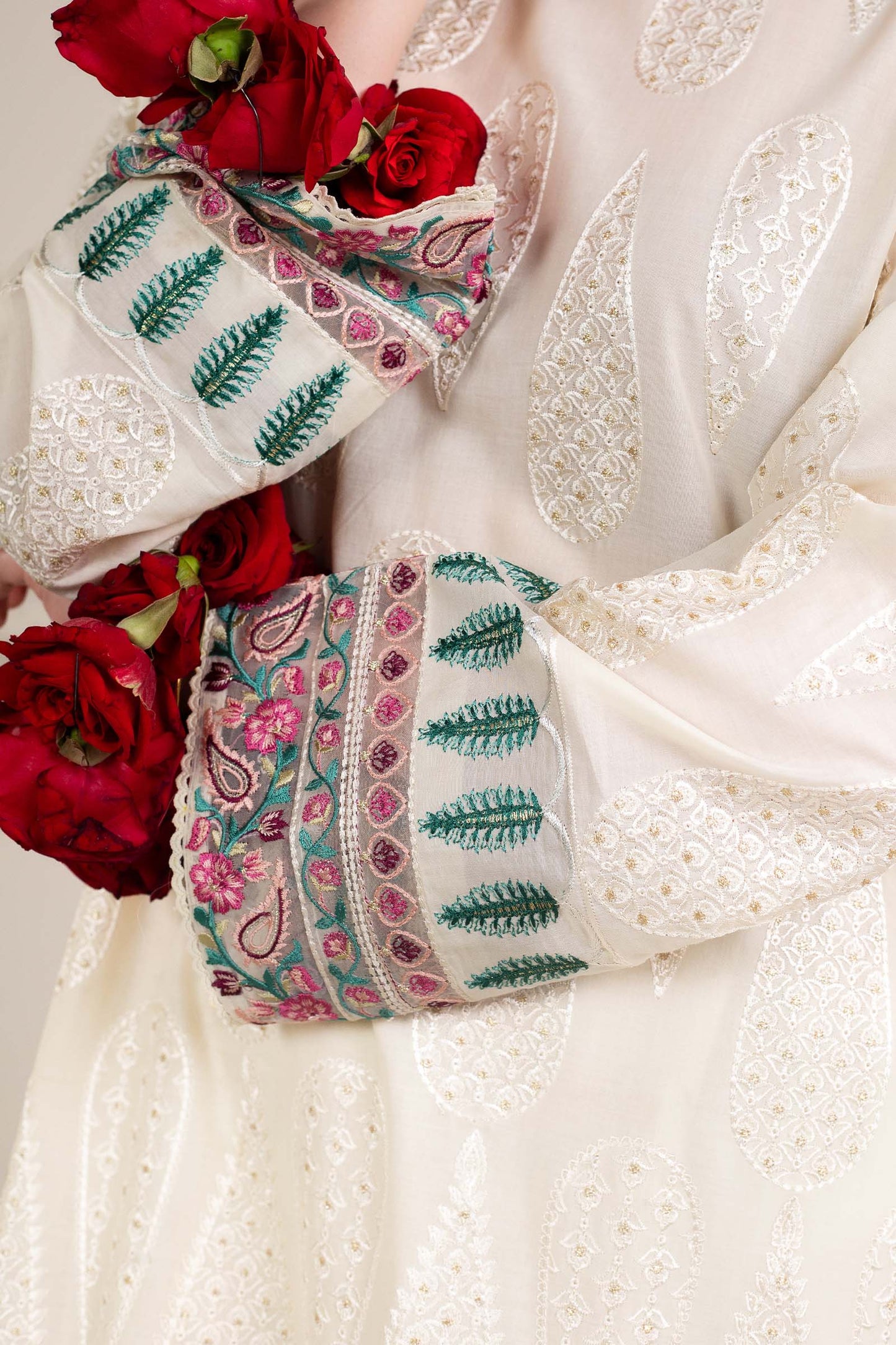 Zara Shahjahan | Stitched Lawn 24 | SL-AINA-8A