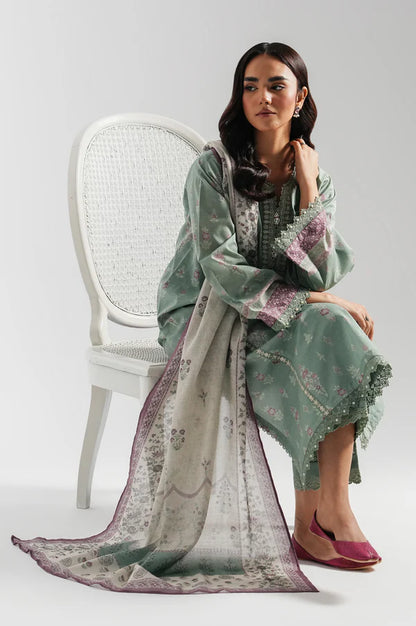Zeen | Eid ul Adha | EMBROIDERED SUIT 17