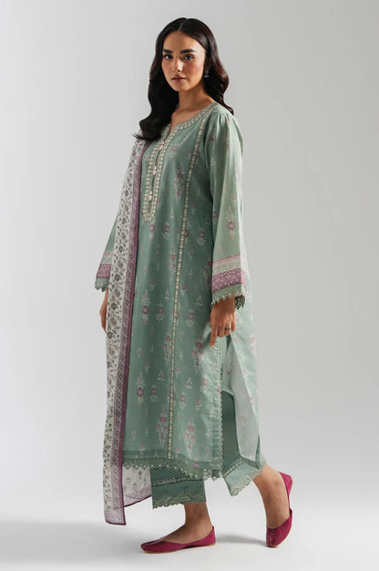 Zeen | Eid ul Adha | EMBROIDERED SUIT 17