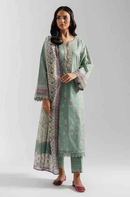 Zeen | Eid ul Adha | EMBROIDERED SUIT 17