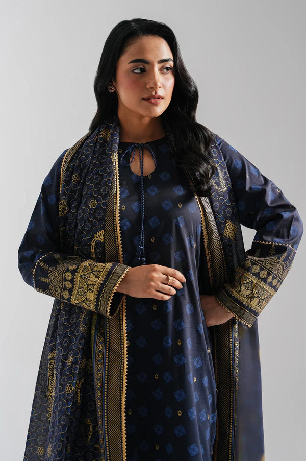 Zeen | Eid ul Adha | EMBROIDERED SUIT 5