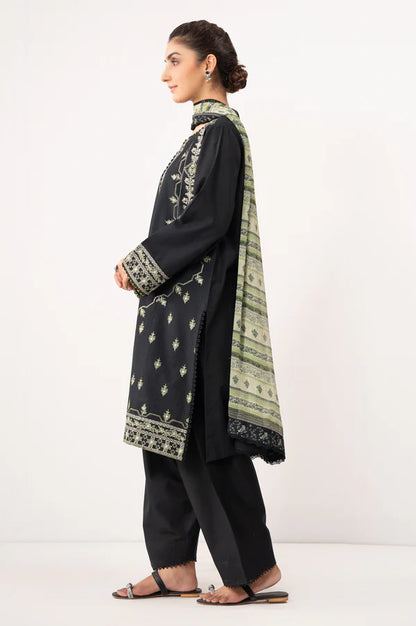 Zeen | Eid ul Adha | EMBROIDERED SUIT