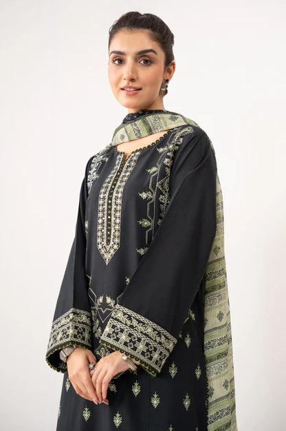 Zeen | Eid ul Adha | EMBROIDERED SUIT