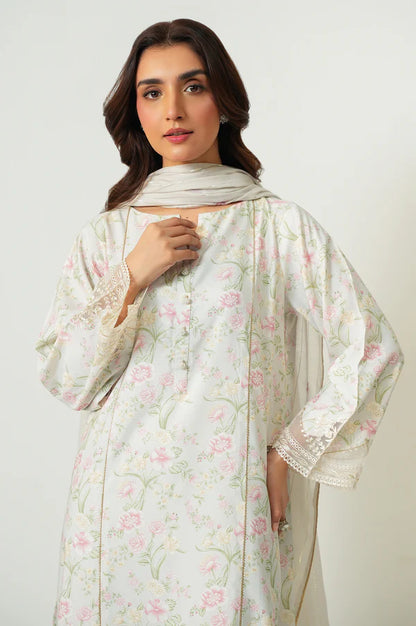 Zeen | Eid ul Adha | EMBROIDERED SUIT 9