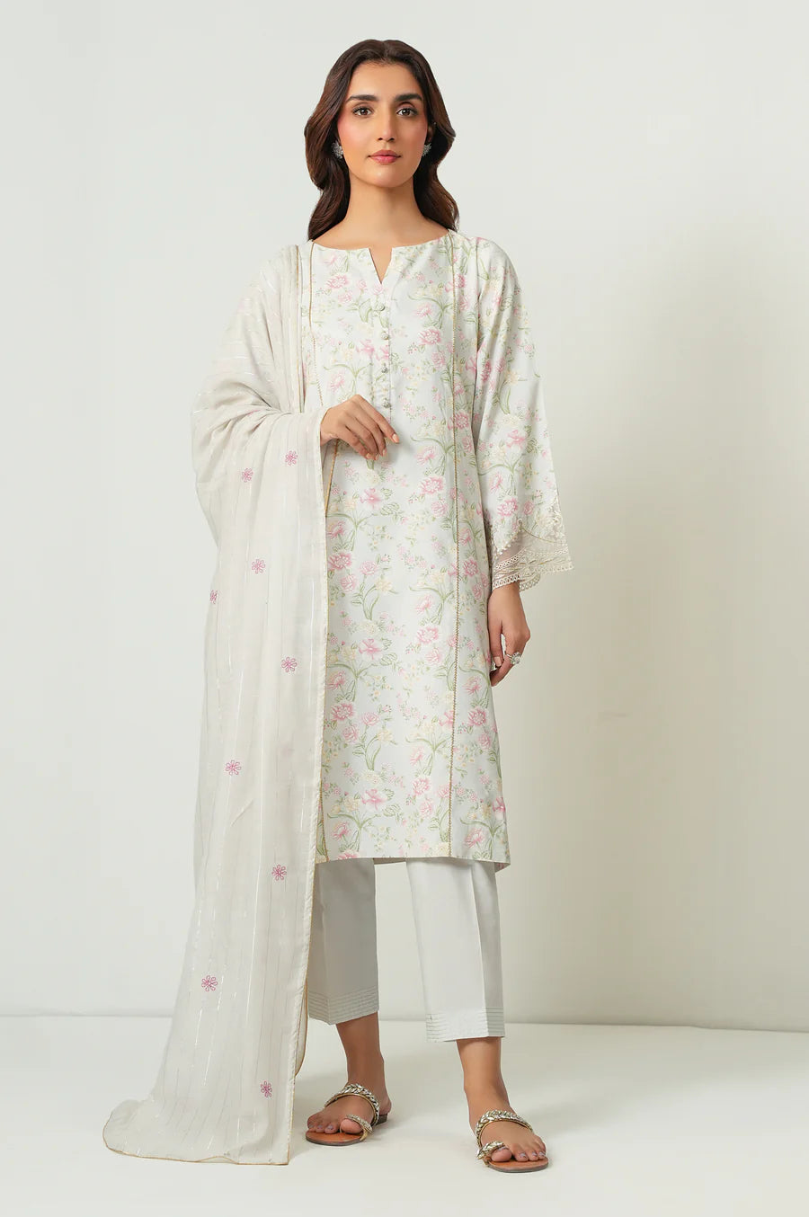 Zeen | Eid ul Adha | EMBROIDERED SUIT 9