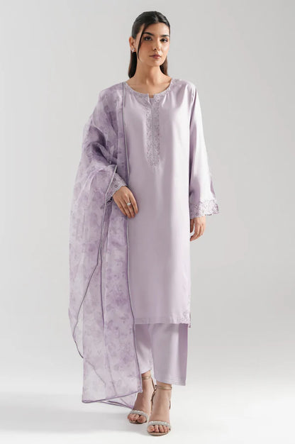 Zeen | Eid ul Adha | EMBROIDERED SUIT 10