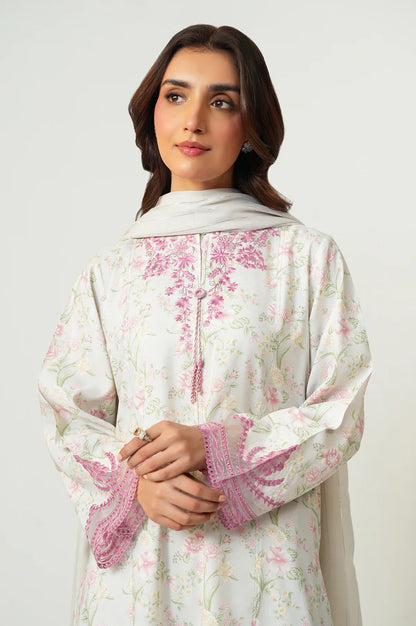 Zeen | Eid ul Adha | EMBROIDERED SUIT 8