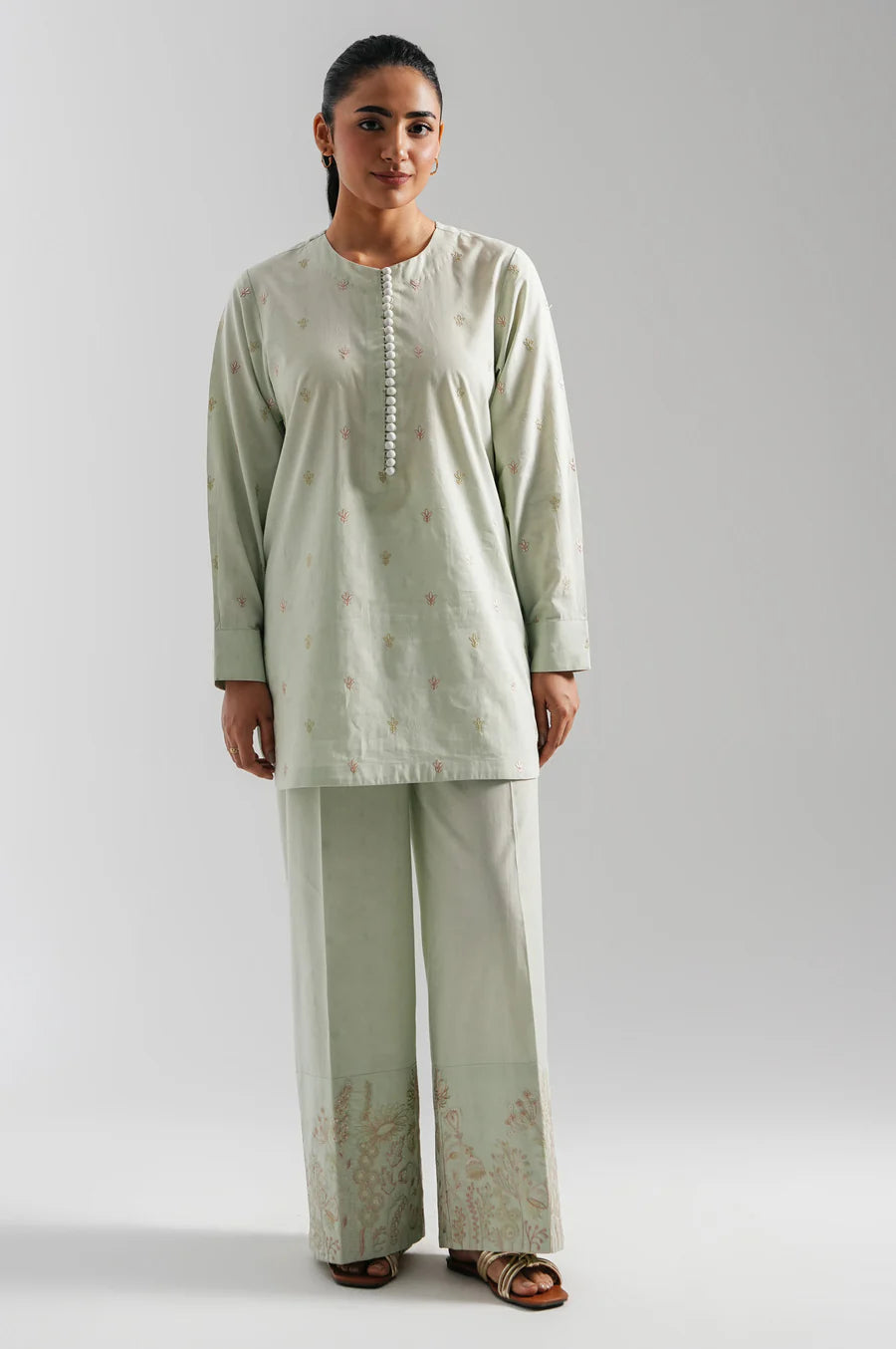 Zeen | Eid ul Adha | EMBROIDERED SUIT 7