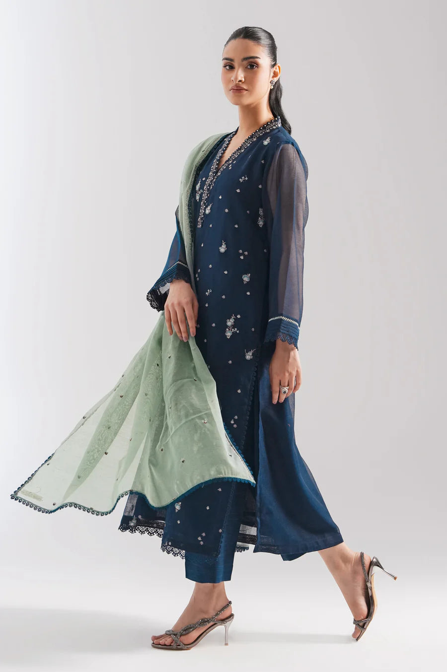 Zeen | Eid ul Adha | EMBROIDERED SUIT 13