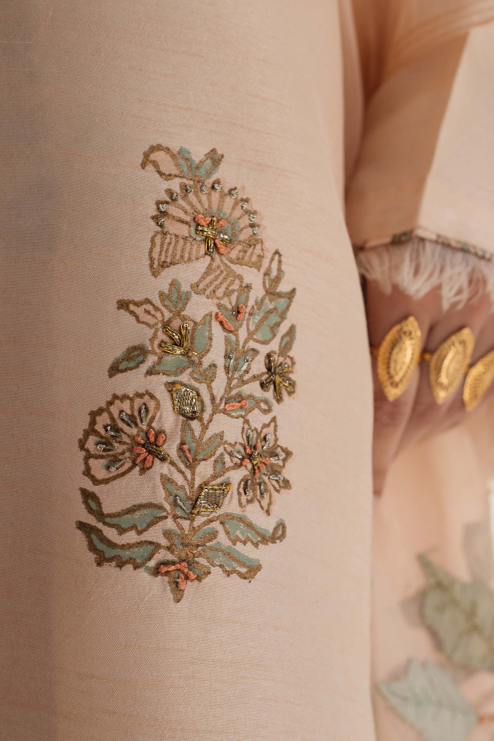 Zara Shahjahan | Handcrafted Suits | ZHC-049