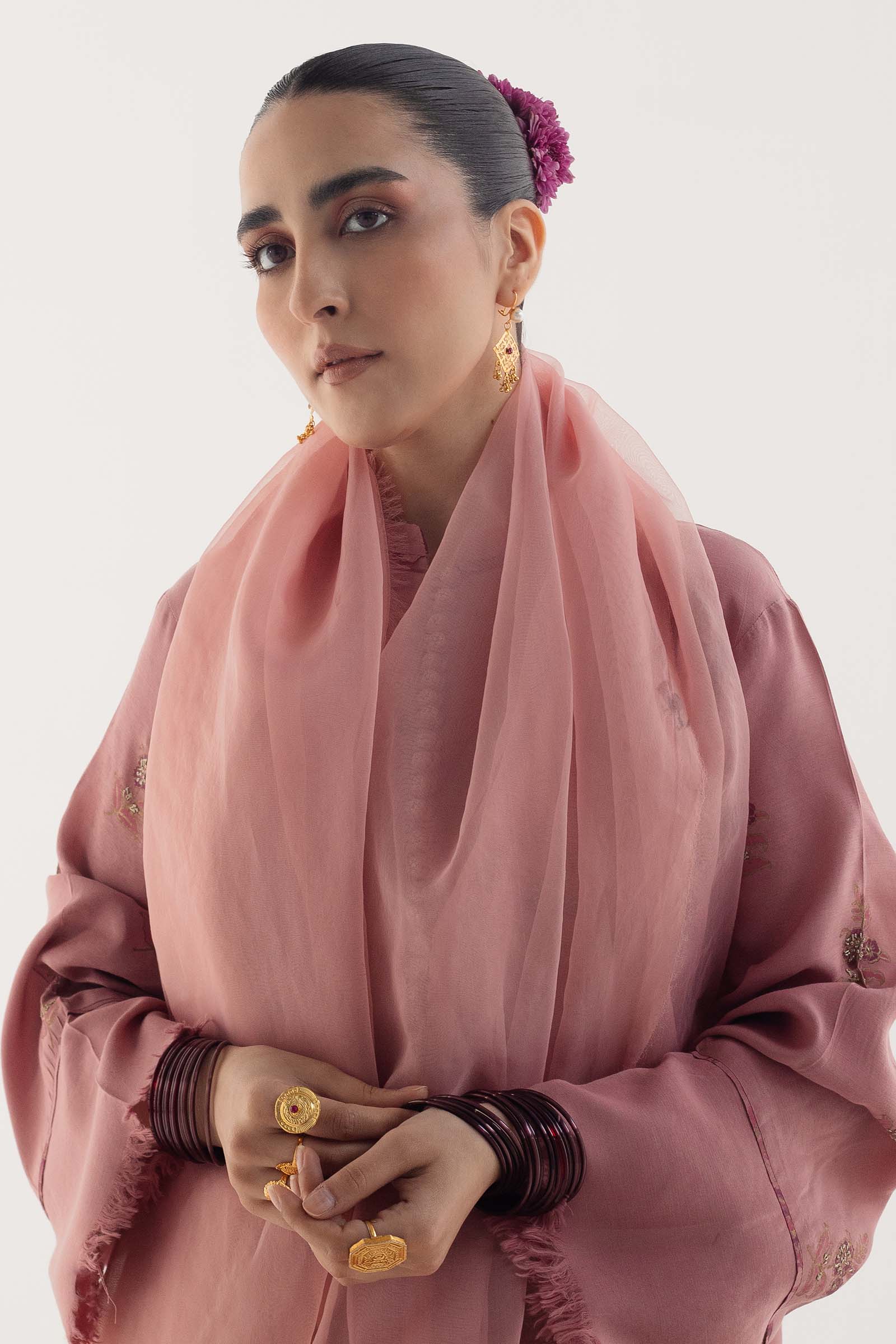Zara Shahjahan | Handcrafted Suits | ZHC-050