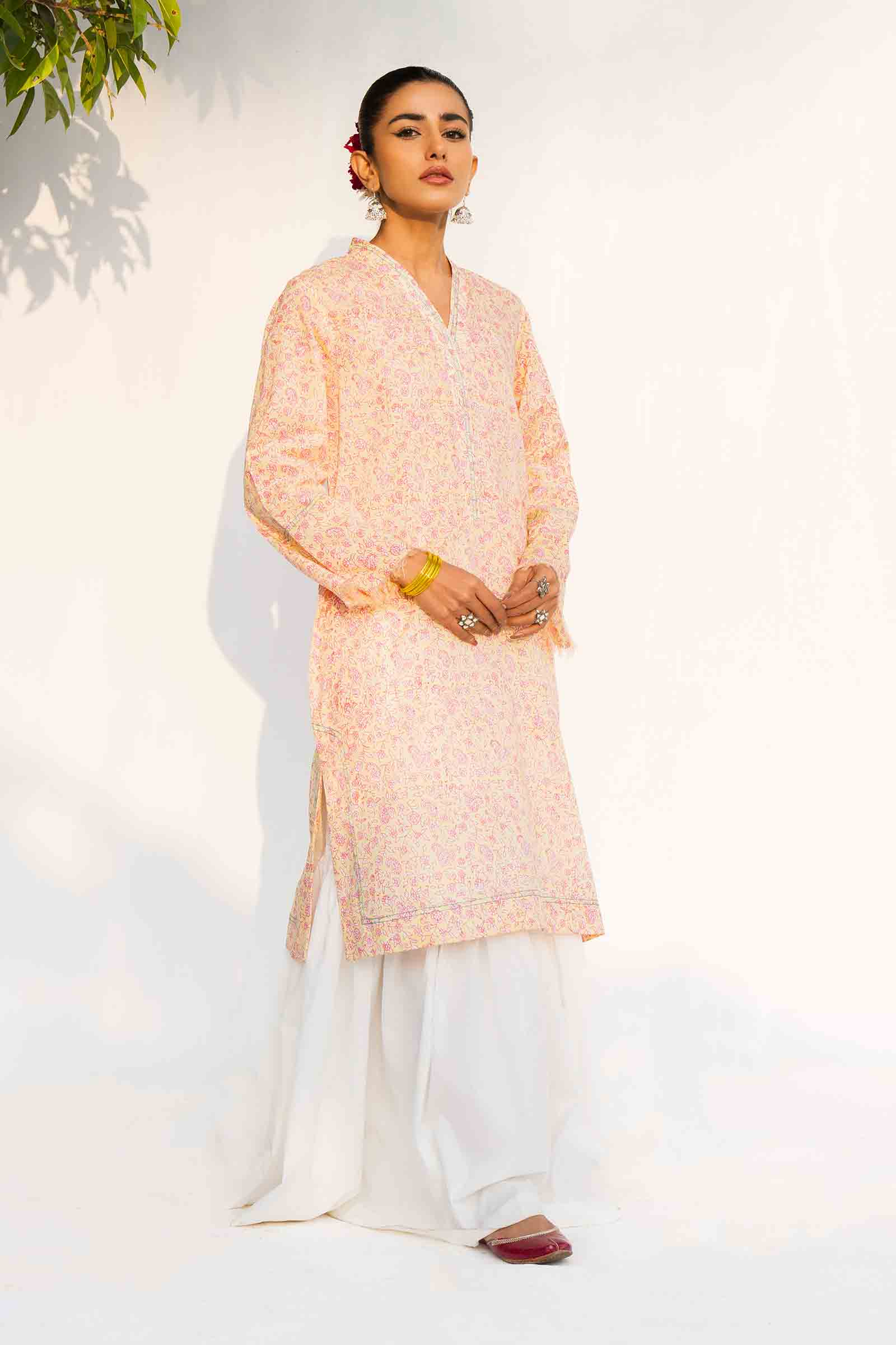 Zara Shahjahan | Handcrafted Suits | ZHC-07