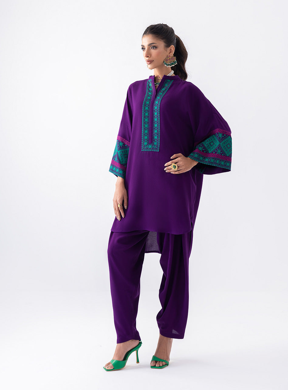 Zainab Chottani | Aara Casual Pret |  Blushing Plum