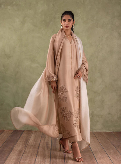 Zainab Chottani | Eid Edit 24 | Coral Champagne