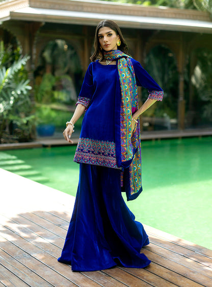 Zainab Chottani | Makhmal Luxe Pret | Marjan