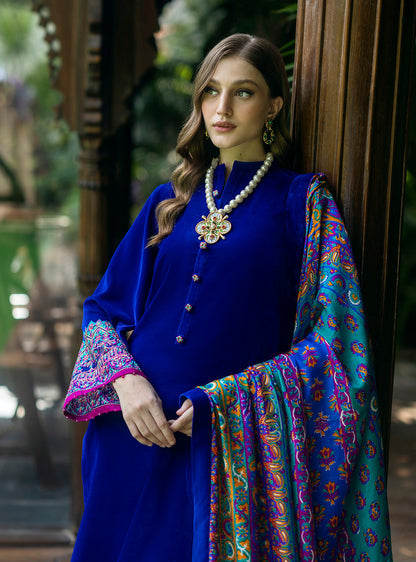 Zainab Chottani | Makhmal Luxe Pret | Shafaq