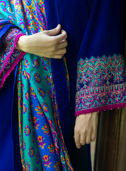 Zainab Chottani | Makhmal Luxe Pret | Shafaq