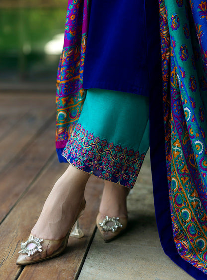 Zainab Chottani | Makhmal Luxe Pret | Shafaq