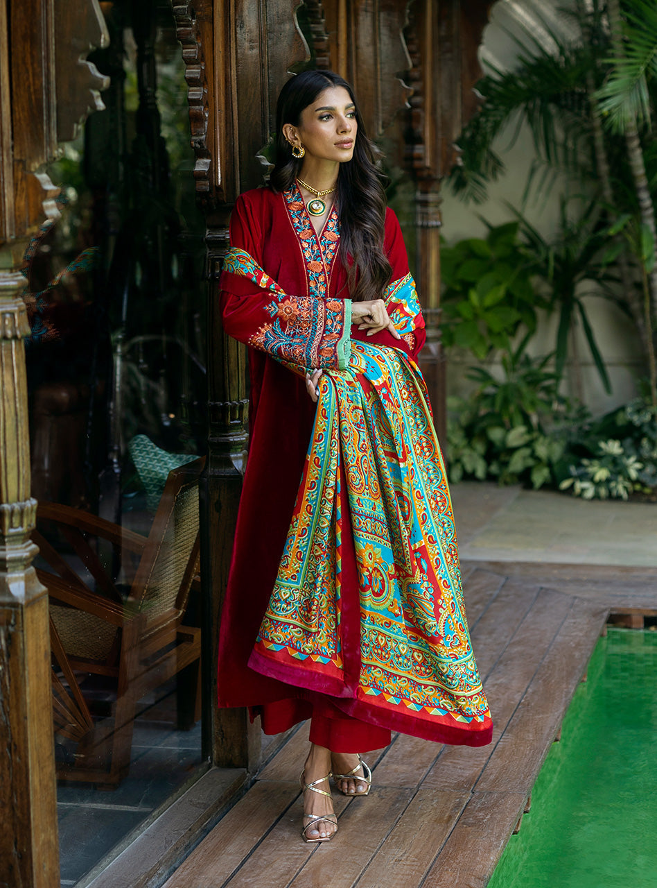 Zainab Chottani | Makhmal Luxe Pret | Shehla