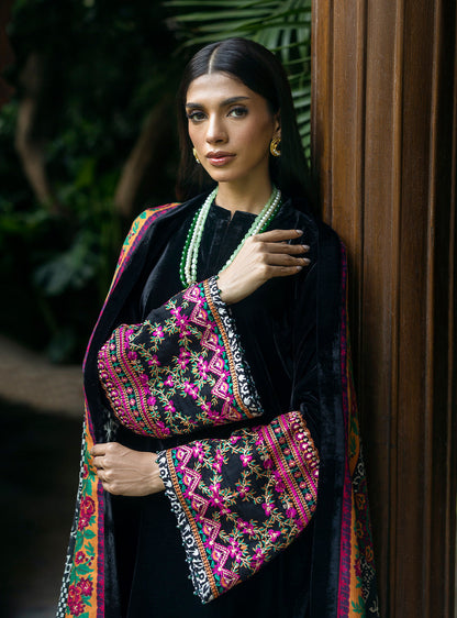Zainab Chottani | Makhmal Luxe Pret | Ghazaleh
